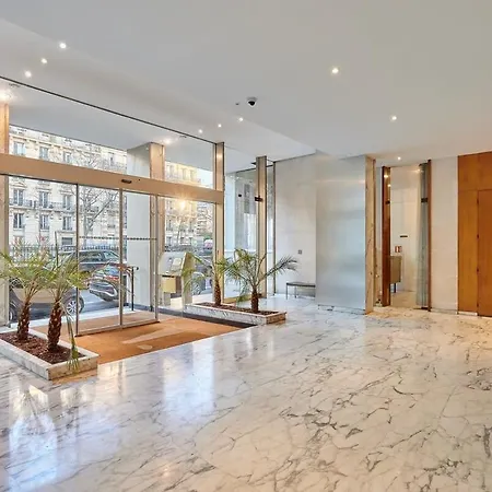 Superb In The Heart Of The 16th District Apartment